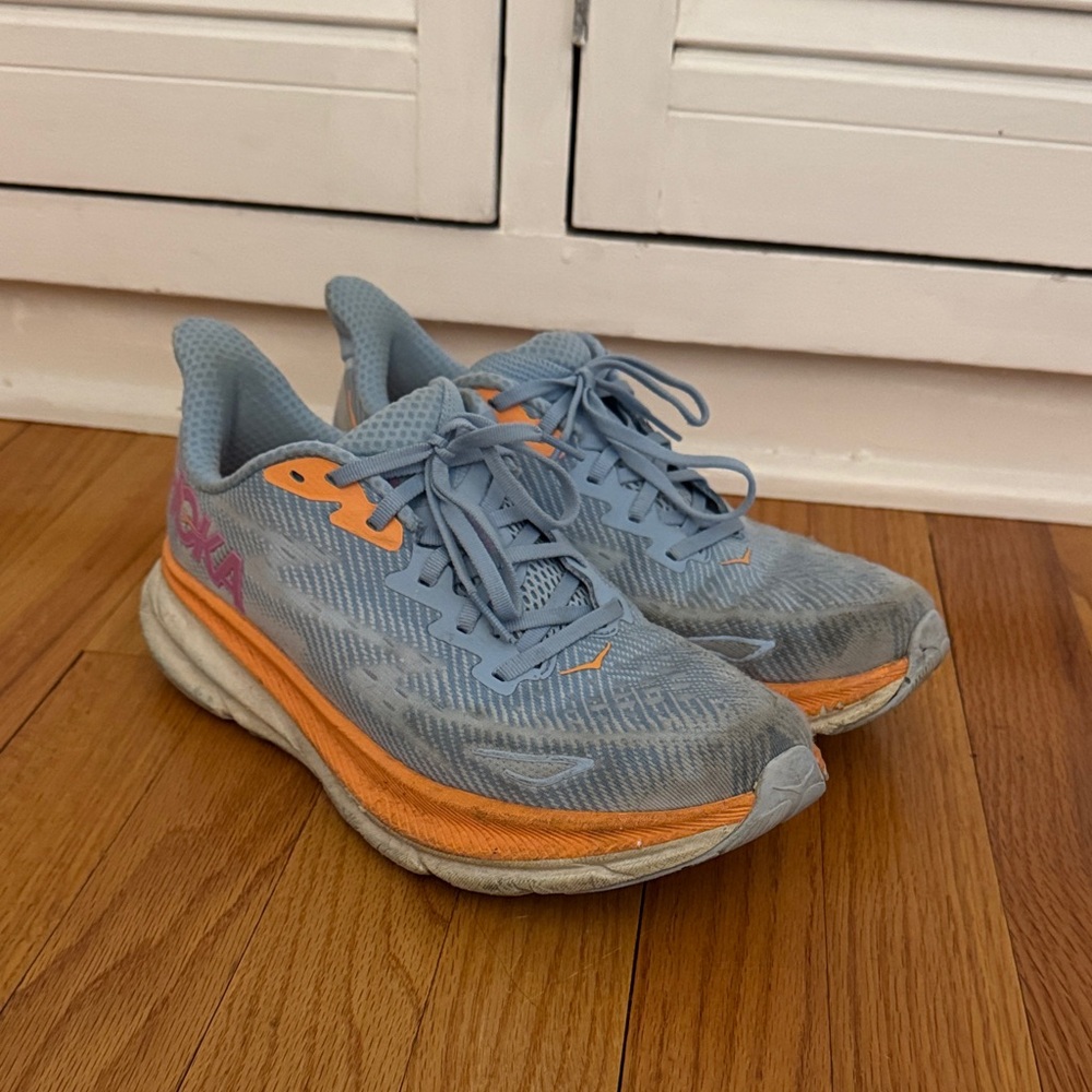 Hoka Clifton 9